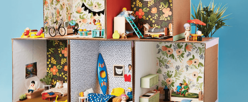cardboard dollhouse.png