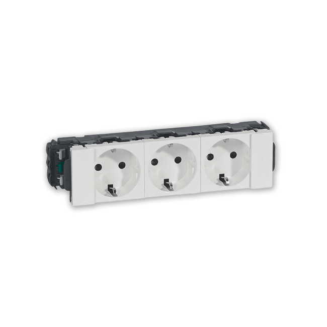 TRIPPEL STIKKONTAKT M/JORD