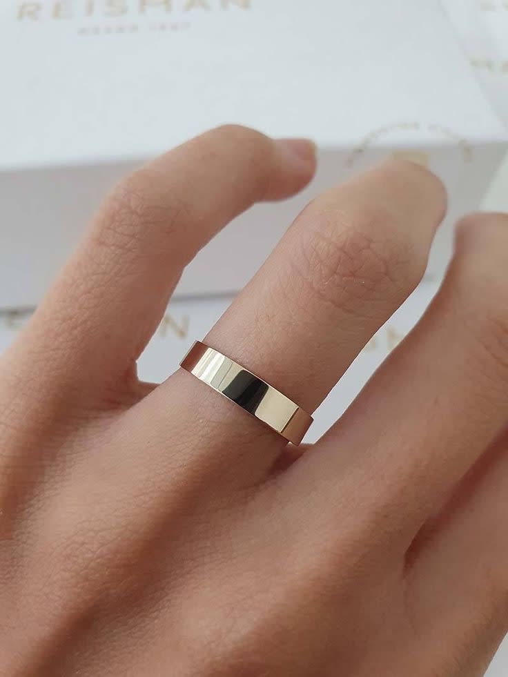 Band ring