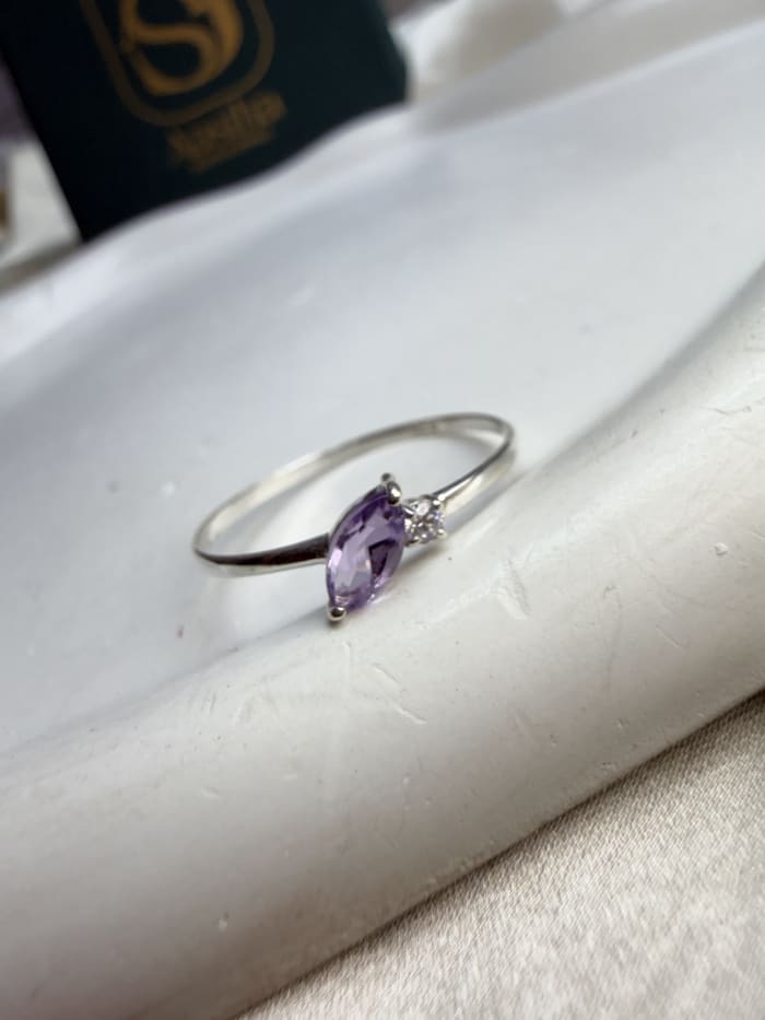 amethyst marquise ring