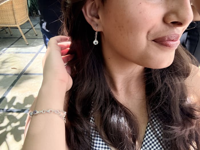 round drop earrings