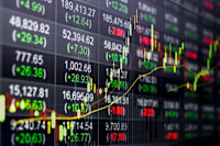 US Stocks On Track For Weak Start Friday Amid Renewed Banking Concerns And Contagion Fears - Invesco QQQ Trust, Series 1 (NASDAQ:QQQ), SPDR S&P 500 (ARCA:SPY)