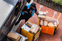 UPS drivers’ $170,000 pay package has some Amazon drivers thinking it’s time to quit. They make about $18 an hour.