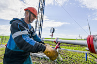 Russia appears to have found a way to circumvent $60 barrel price cap sanction on crude oil exports