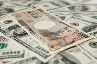 USD/JPY gathers strength to recapture 133.00 as focus shifts to US PCE Price Index