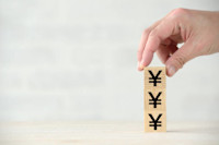 USDJPY Struggles to Break Past 148.00 Despite Bullish Momentum