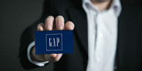 Will Investors Lose Their Shirts Chasing Gap’s 6.8% Dividend?