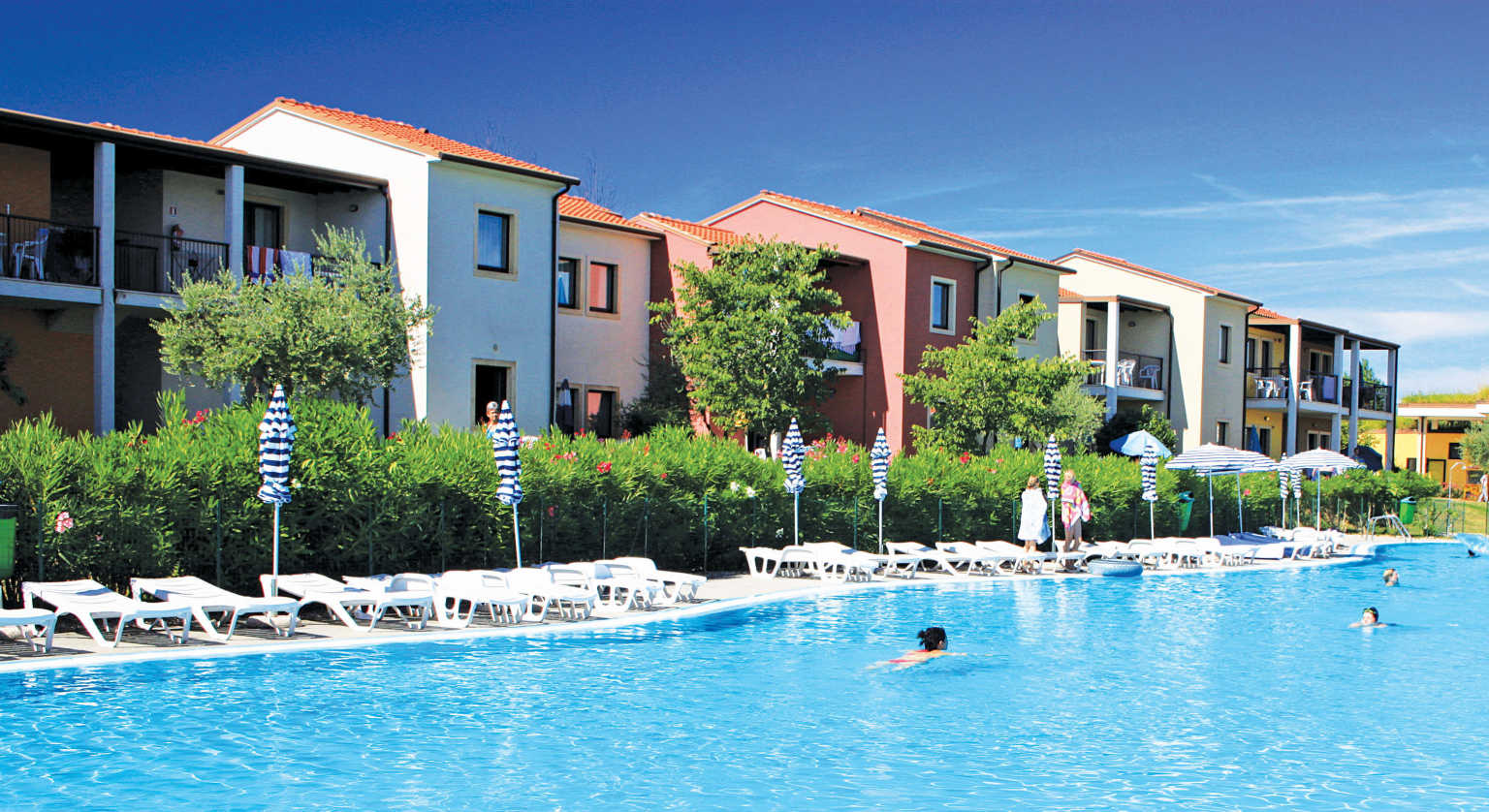 Bungalows, Suites und Studios