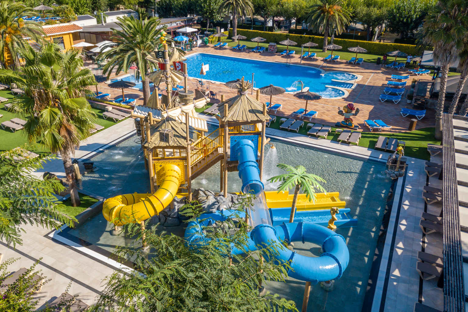 blanes, camping la masia, campsite, costa brava, pools
