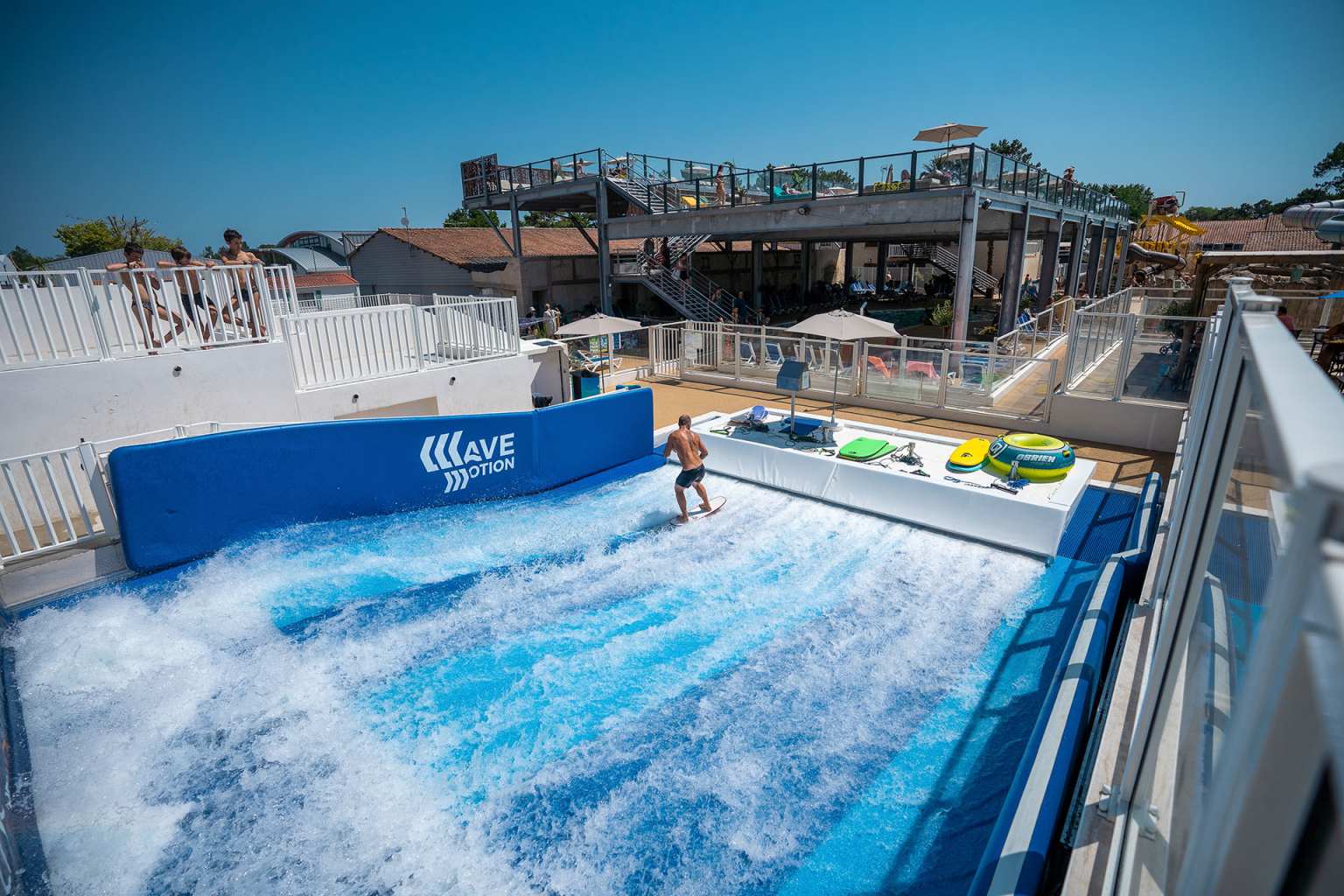 messenges, le vieux port, campsite, landes, pools, surf pool