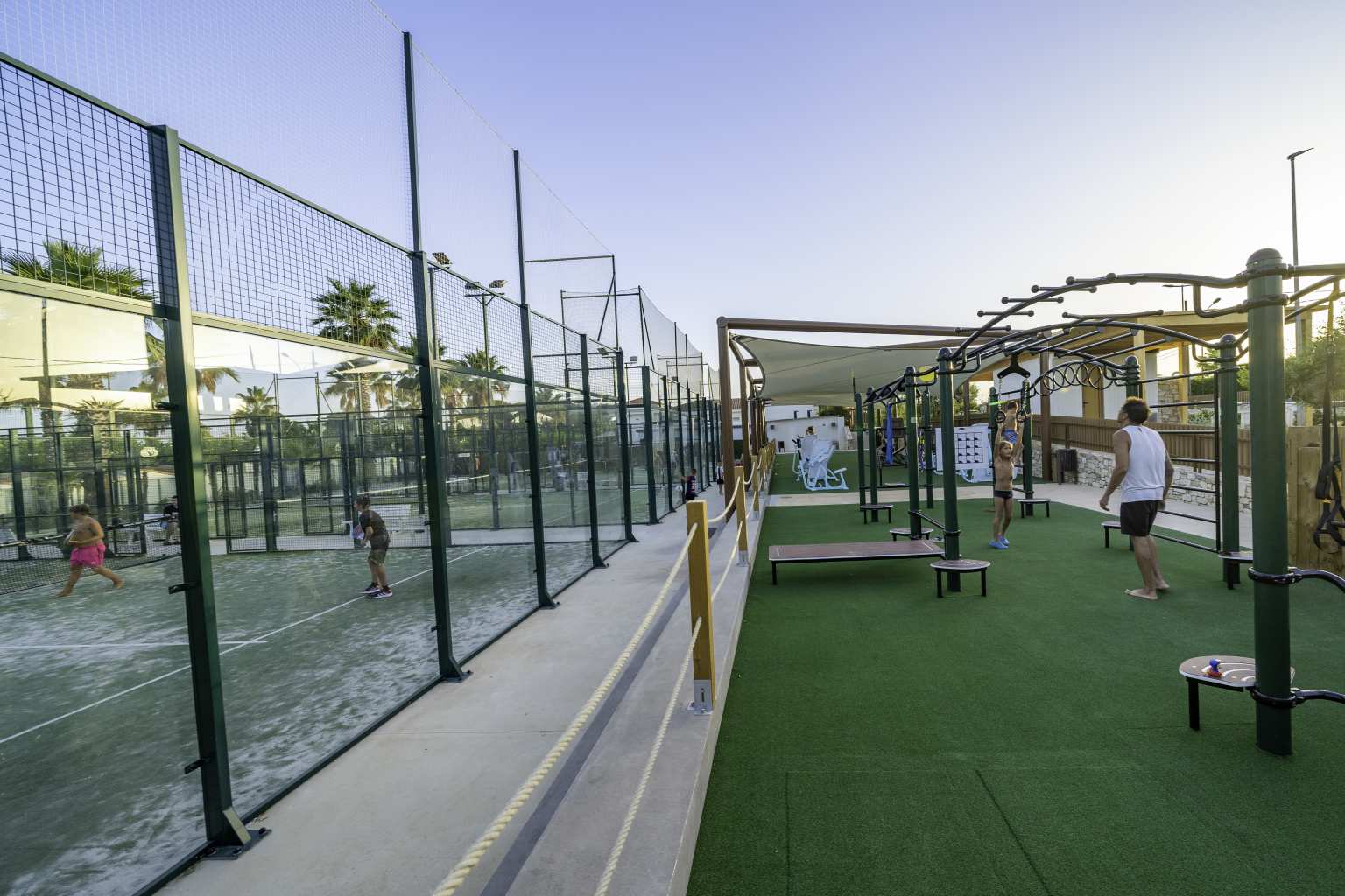 Creixell Beach Resort 10