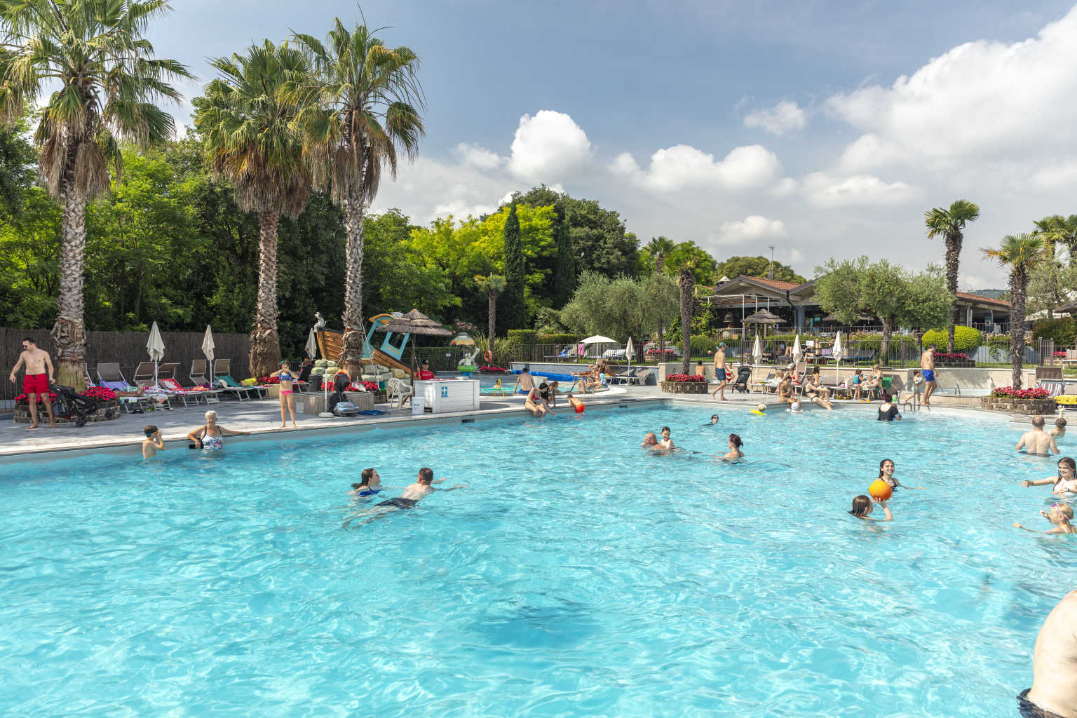 San Felice del Benaco, Weekend campsite, Lake Garda, Italian lakes, pools