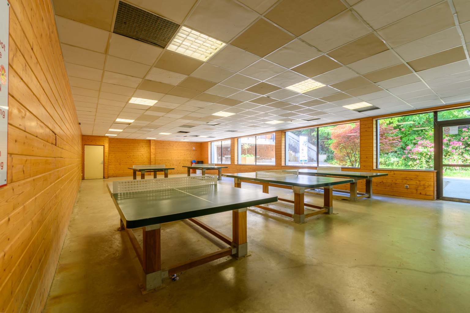 Indoor table tennis tables at La Croix du Vieux Pont