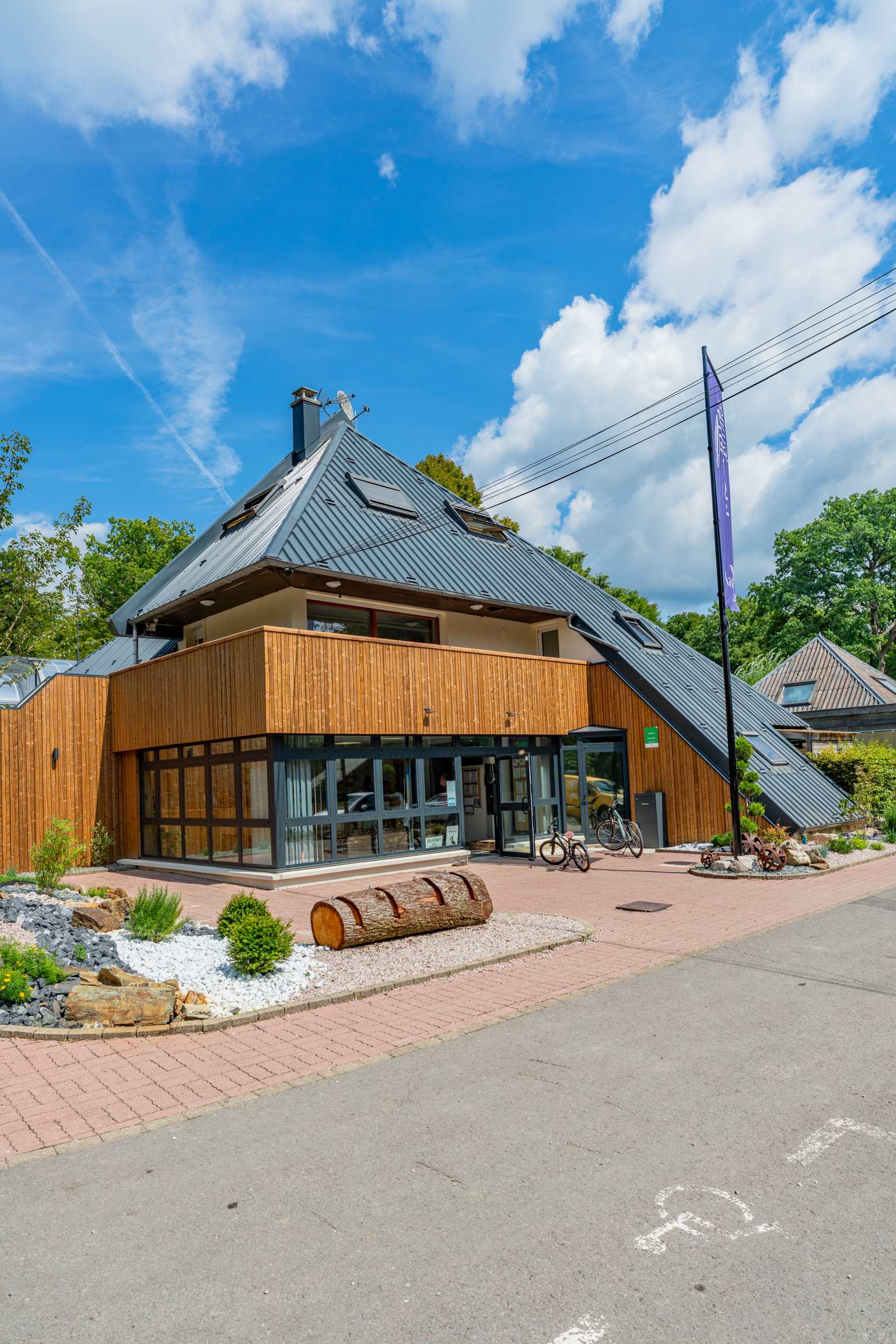 Lac des Vieilles Forges Campsite, Ardennes, France, tree top adventure courses for all the family