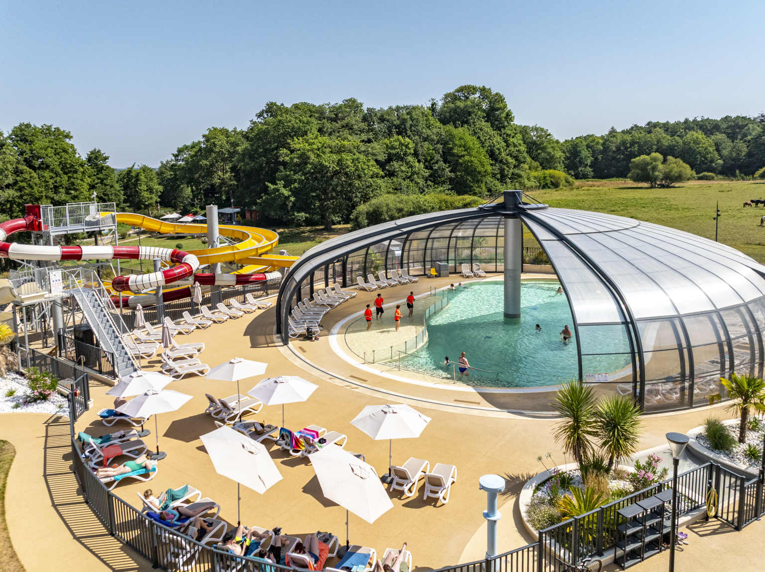 St Julien des Landes, chateau la foret, campsite, south vendee, pools, overview
