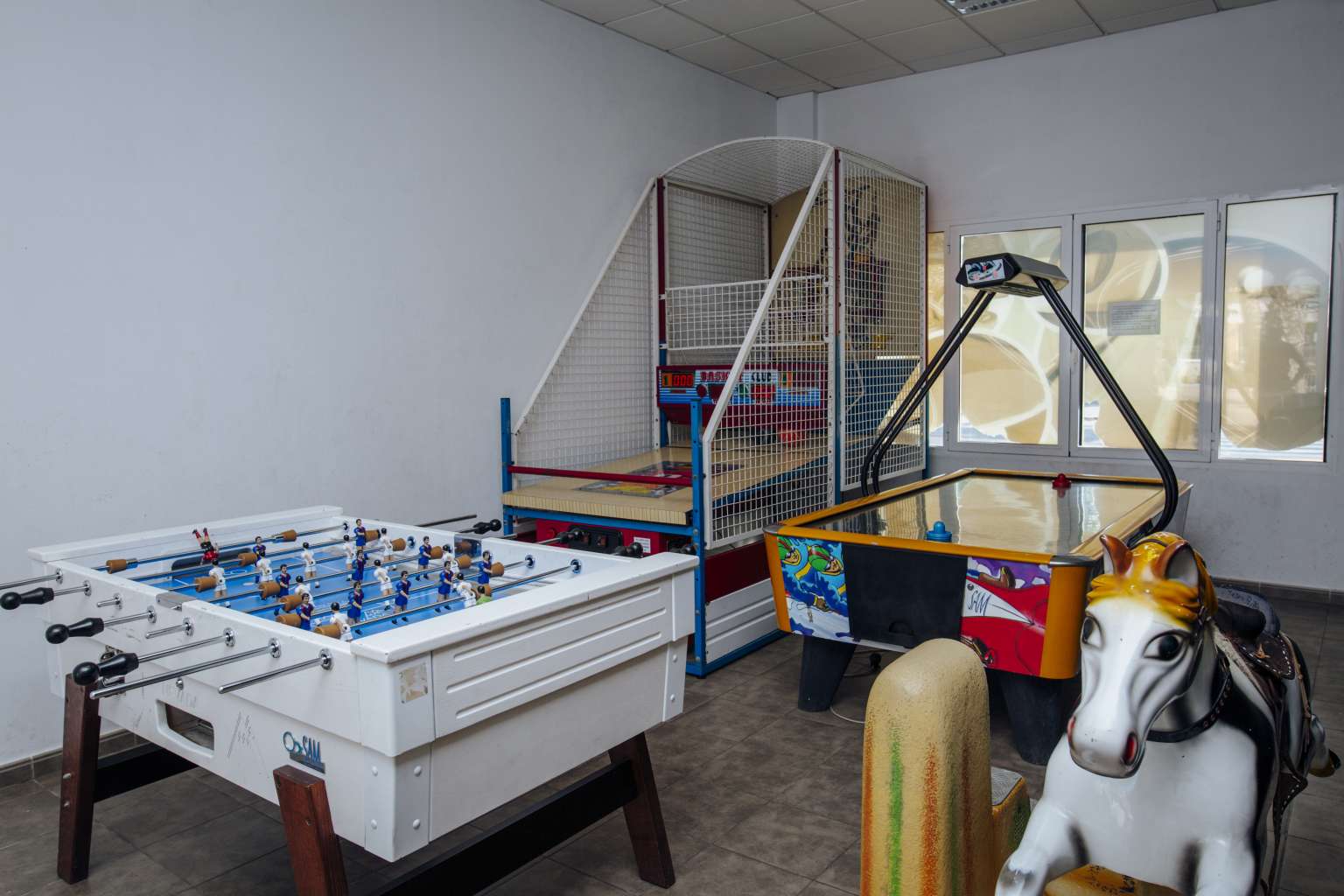 Alannia Costa Blanca indoor games room