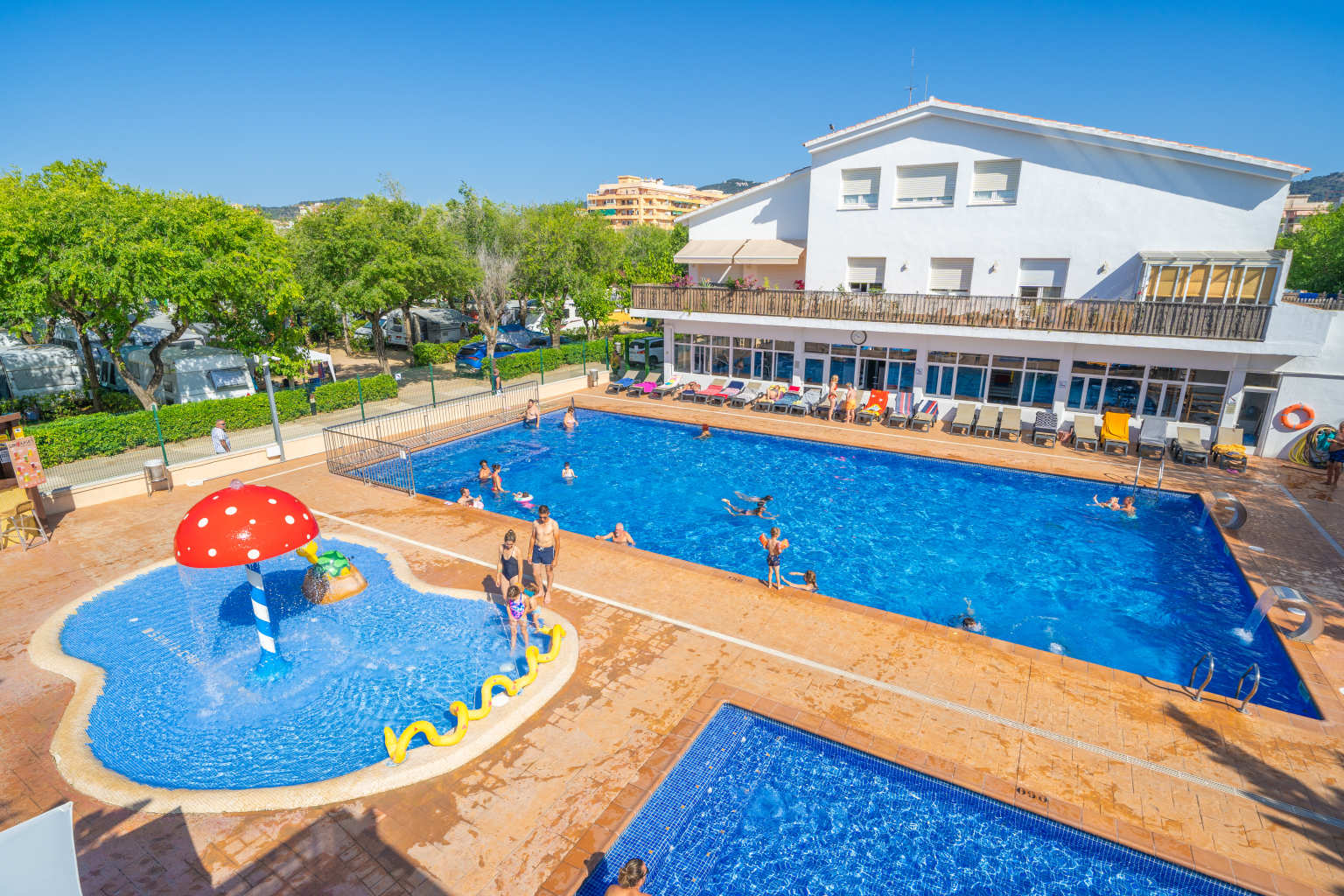 Pineda de mar, camping caballo de mar, campsite, costa brava, pools