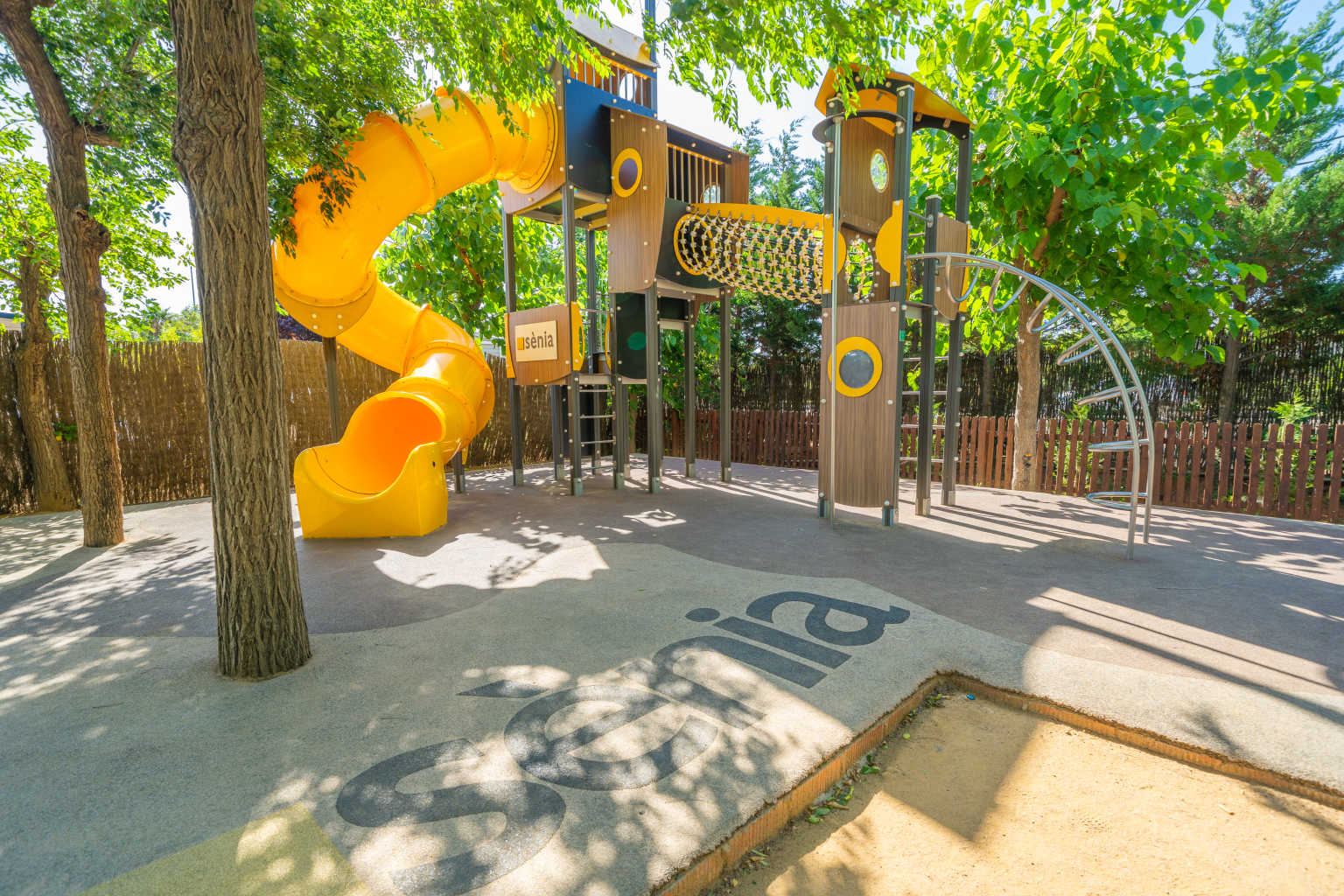 Pineda de mar, camping caballo de mar, campsite, costa brava, play area