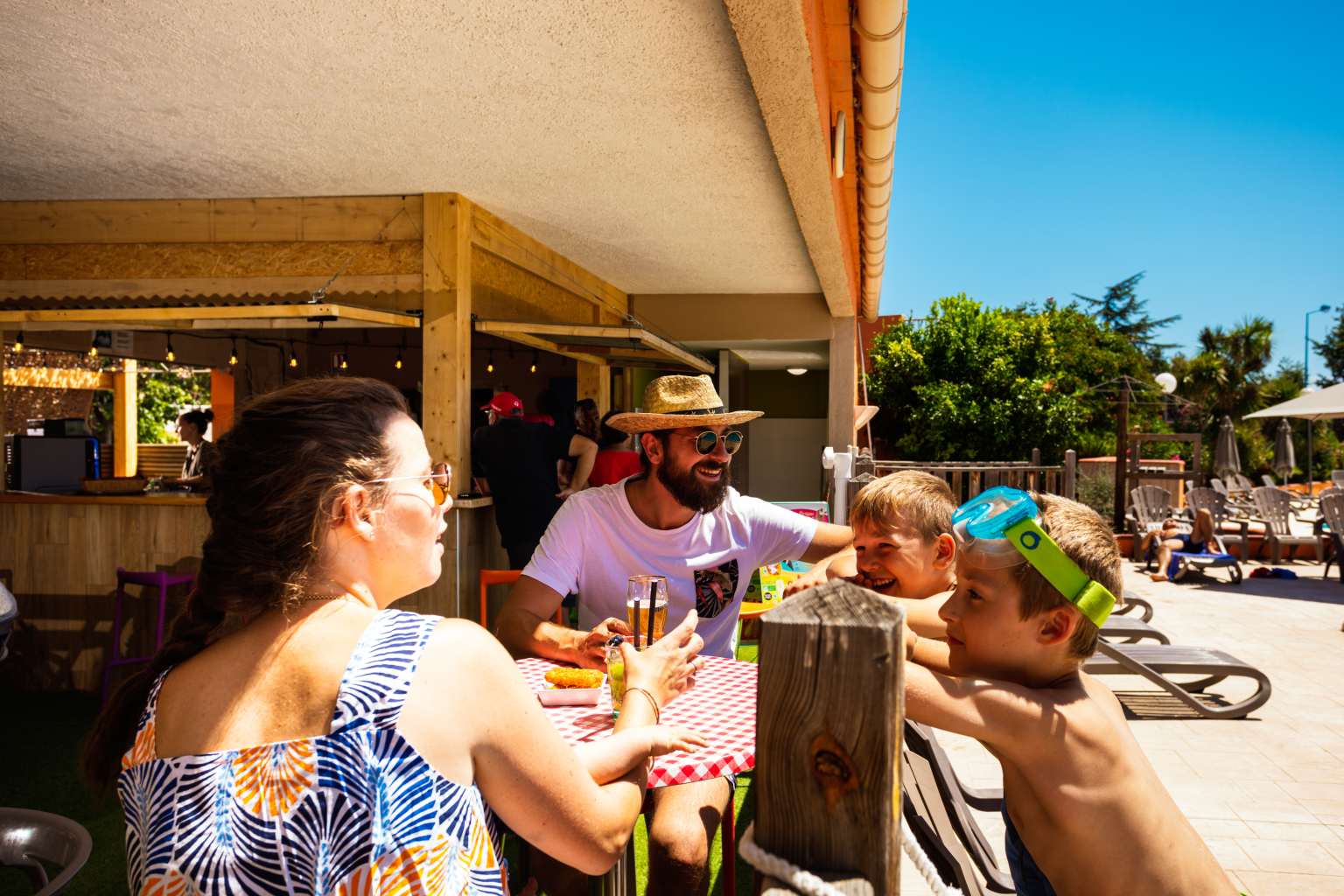 Restaurant at Ma Prairie, Roussillon, France