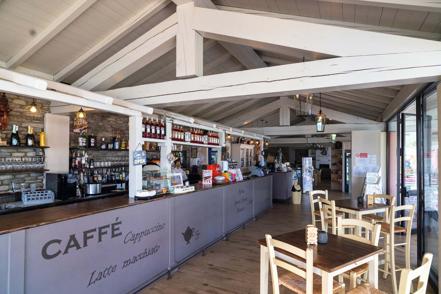 San Felice del Benaco, eeekend, campsite, lake garda, bar