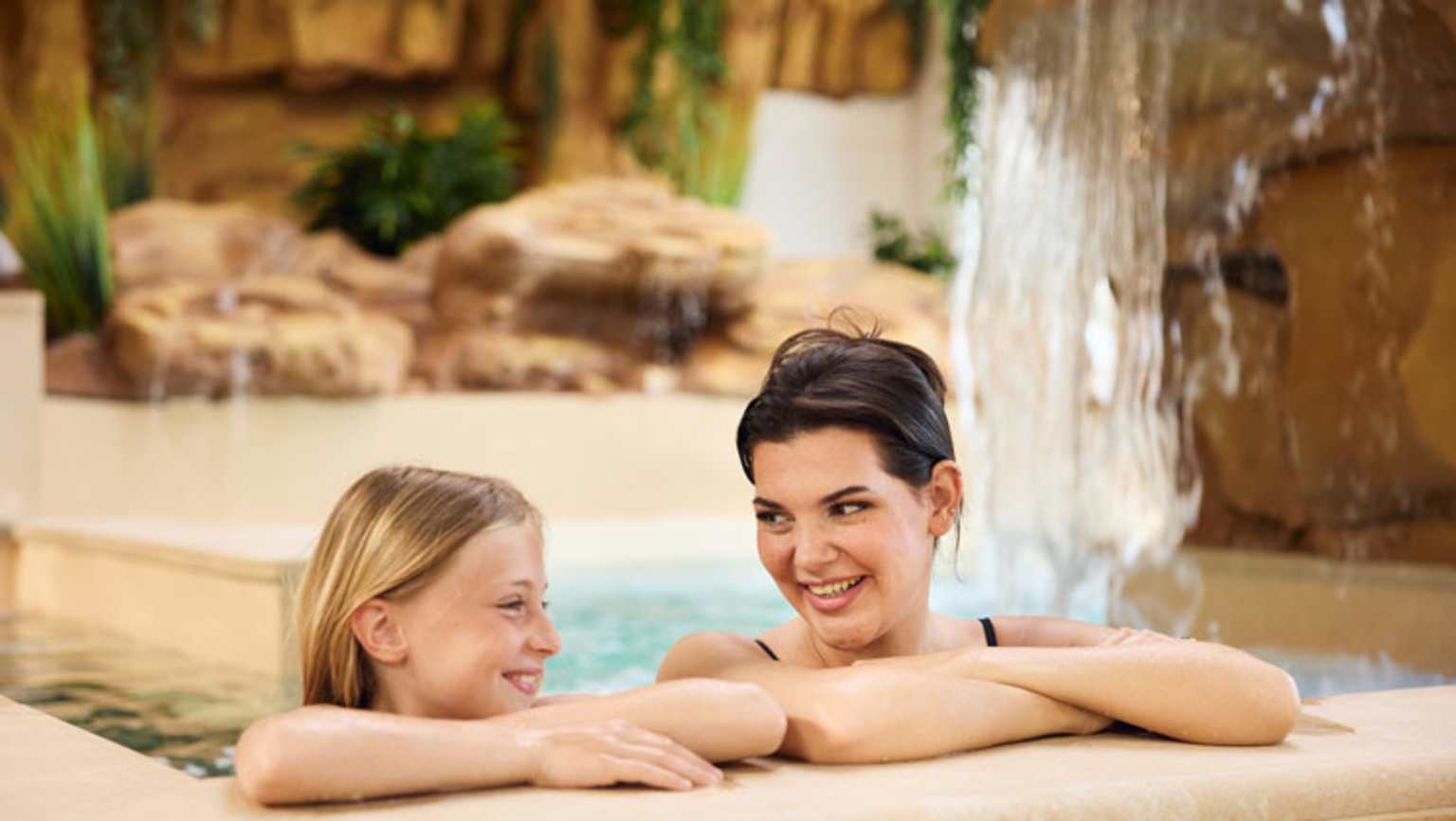 Lake Resort Beekse Bergen, Hilvarenbeek, Netherlands, campsite, indoor pool