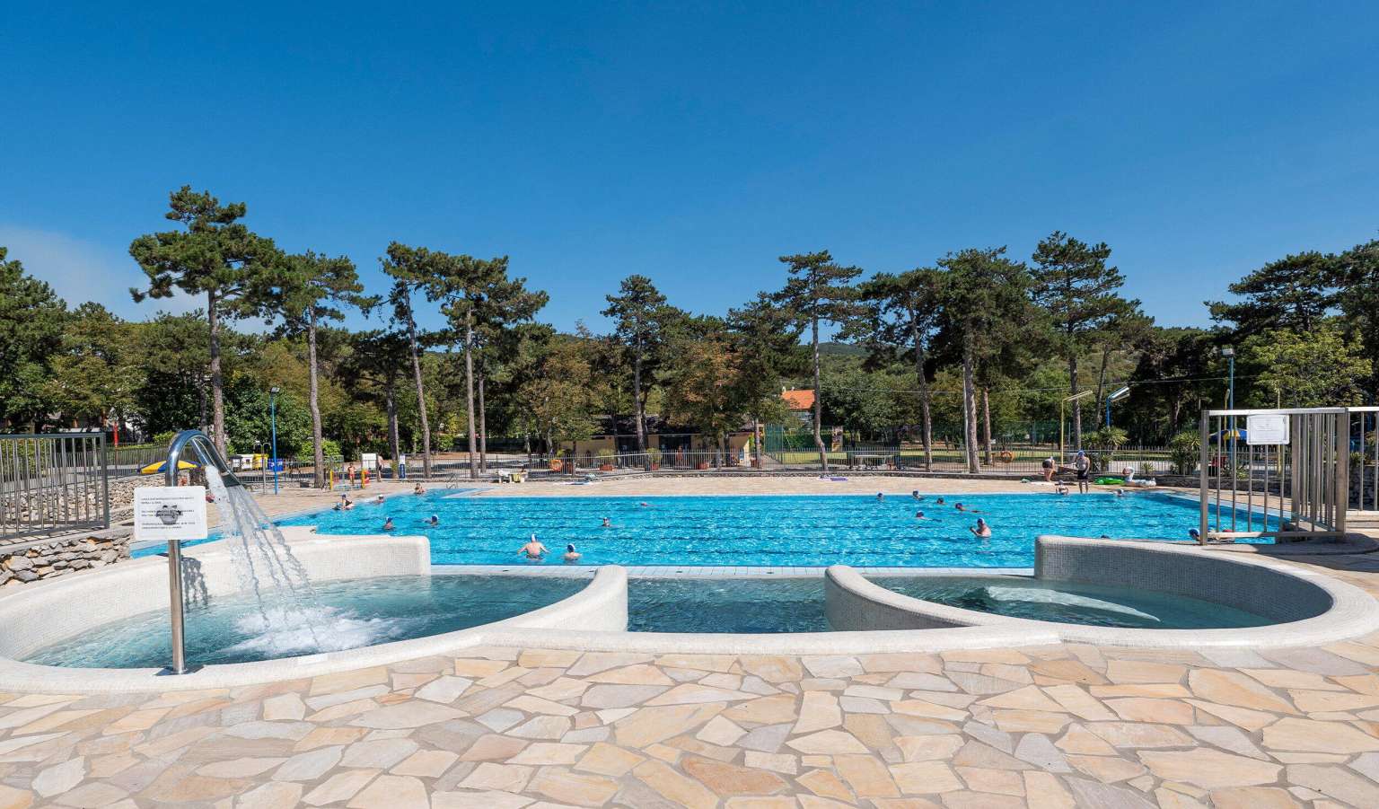 Camping Mare Pineta