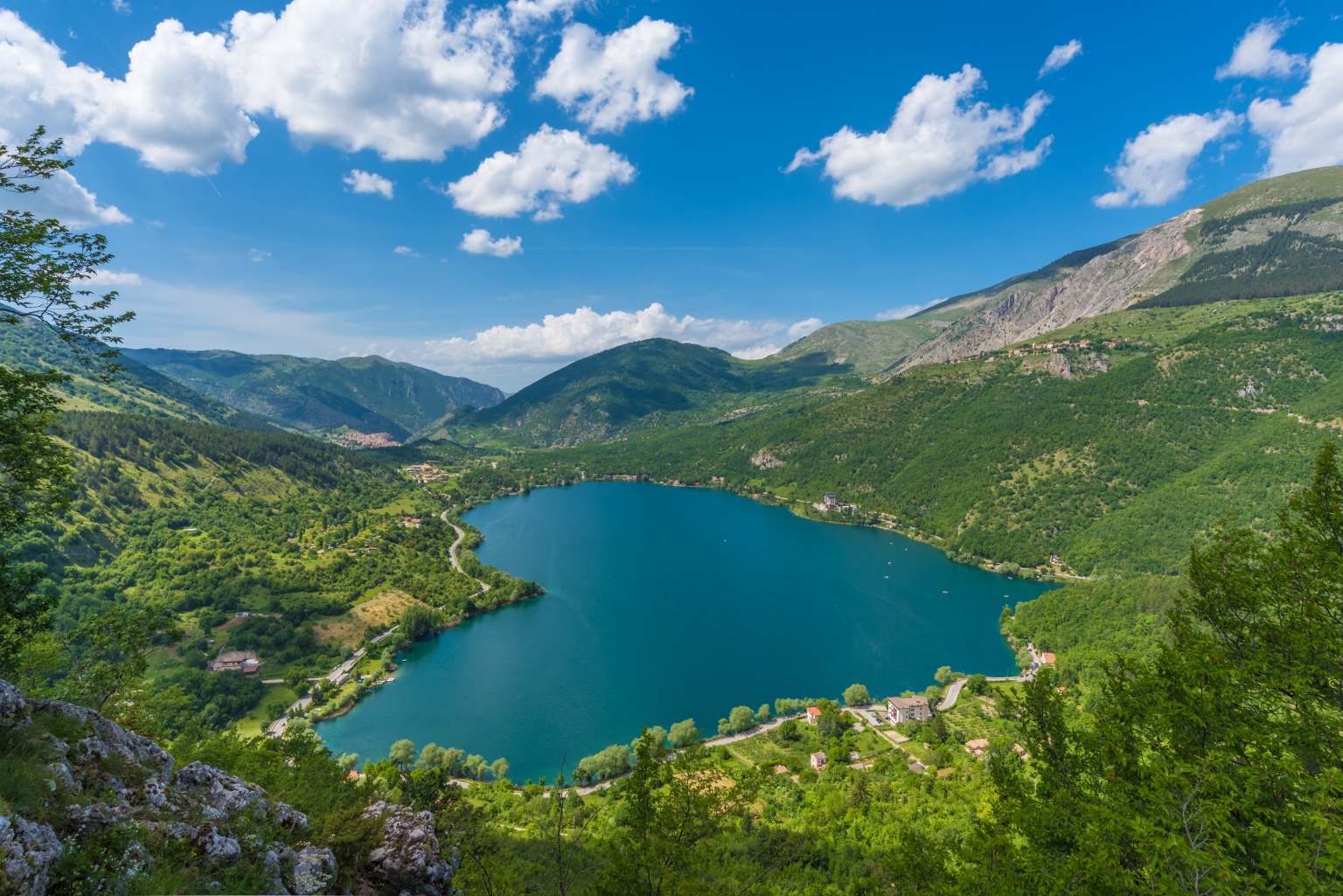 Der Scanno See in den Abruzzen