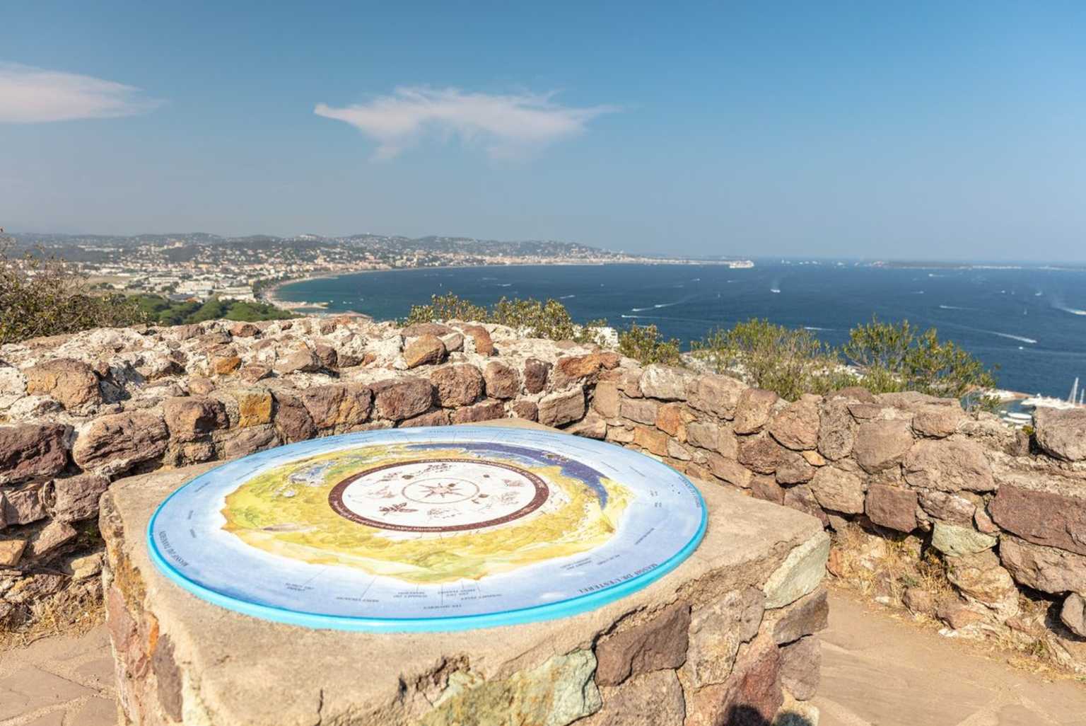 Coté Mer 18