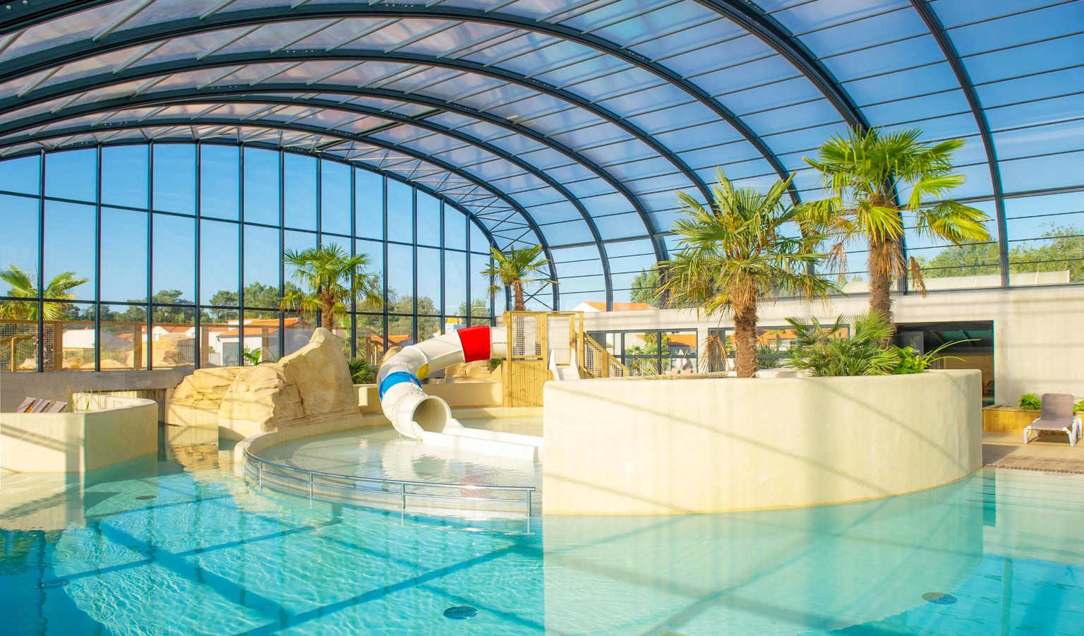 Le Jard, covered pool, waterslide