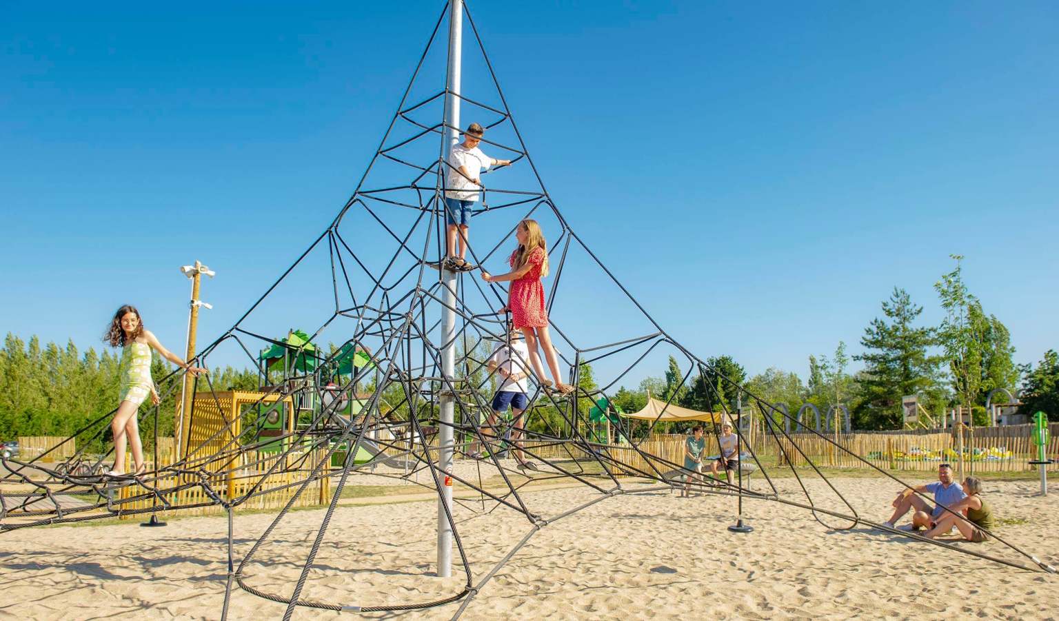 Le Jard, playground