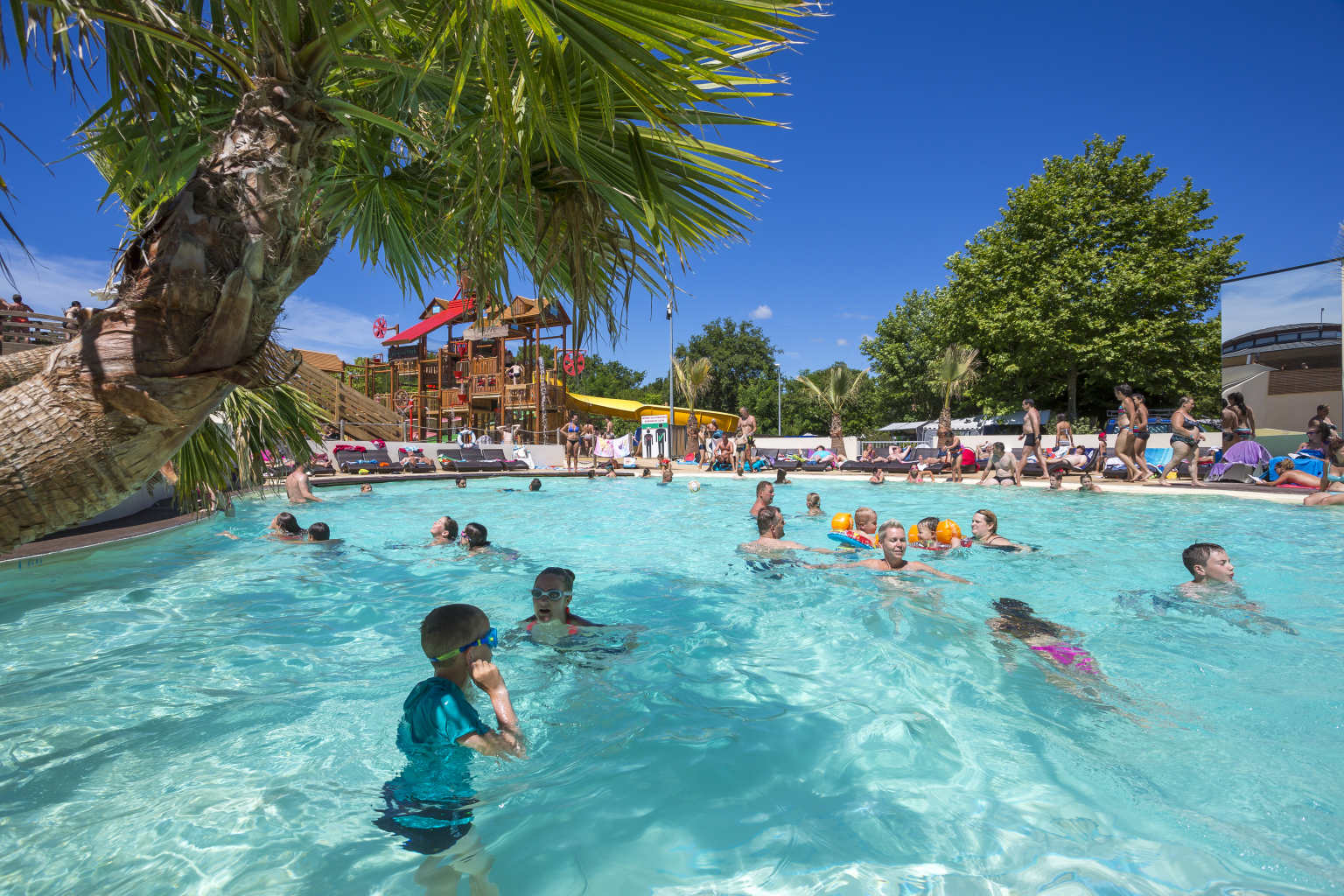 Biscarrosse, la rive, campsite, gascony