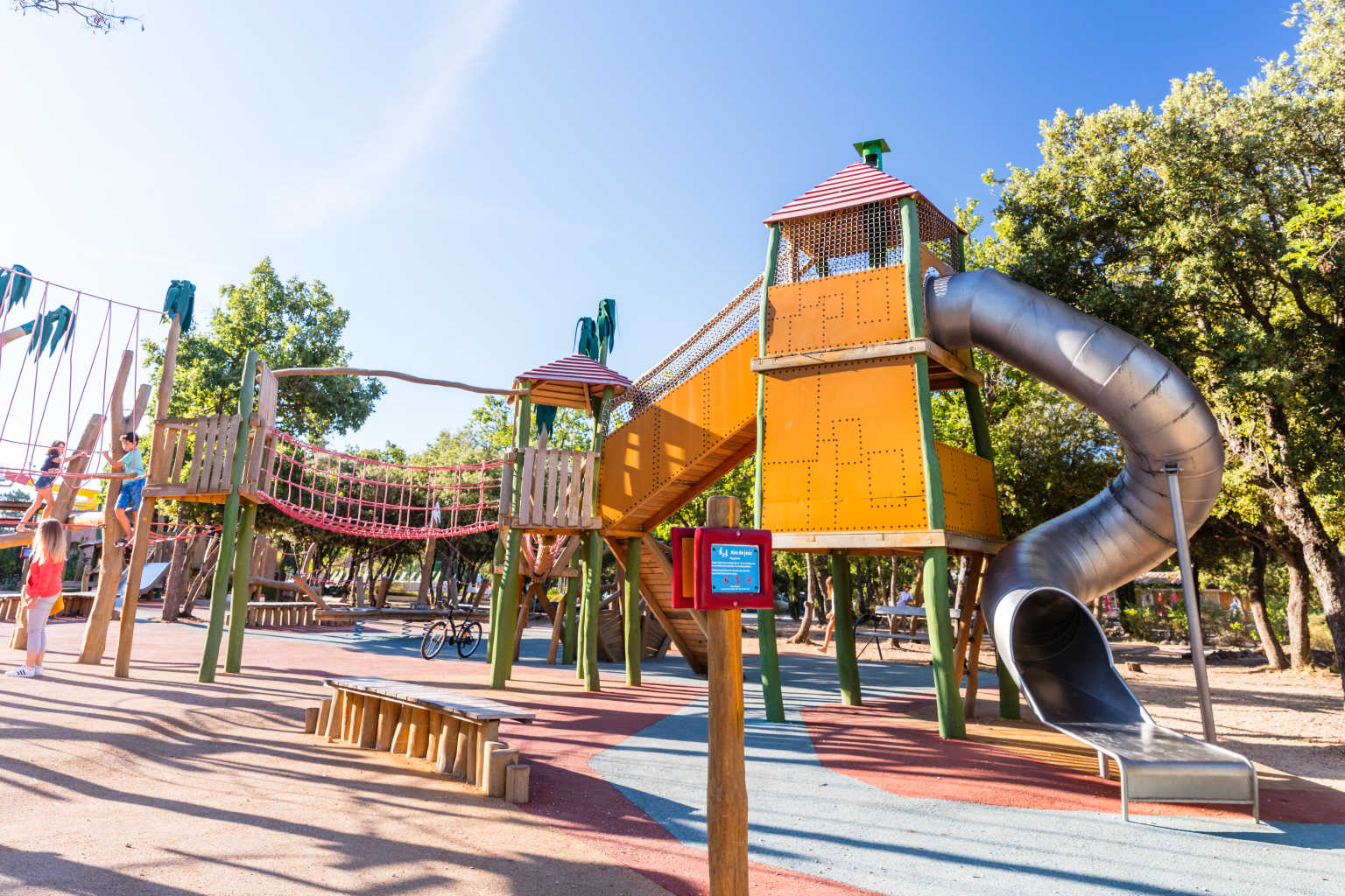 regusse, lacs du verdon, campsite, provence, play area