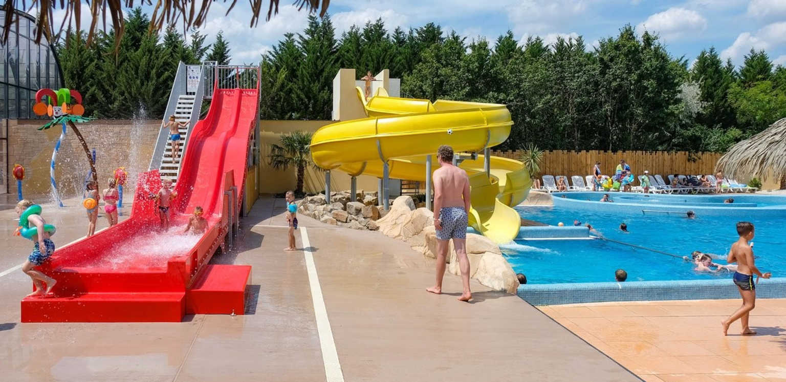 st julien des landes, la guyonniere campsite, vendee, lac du jaunay, pools