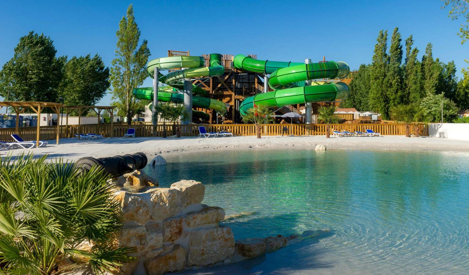 Aunis Club Vendée, lagoon pool, waterslides