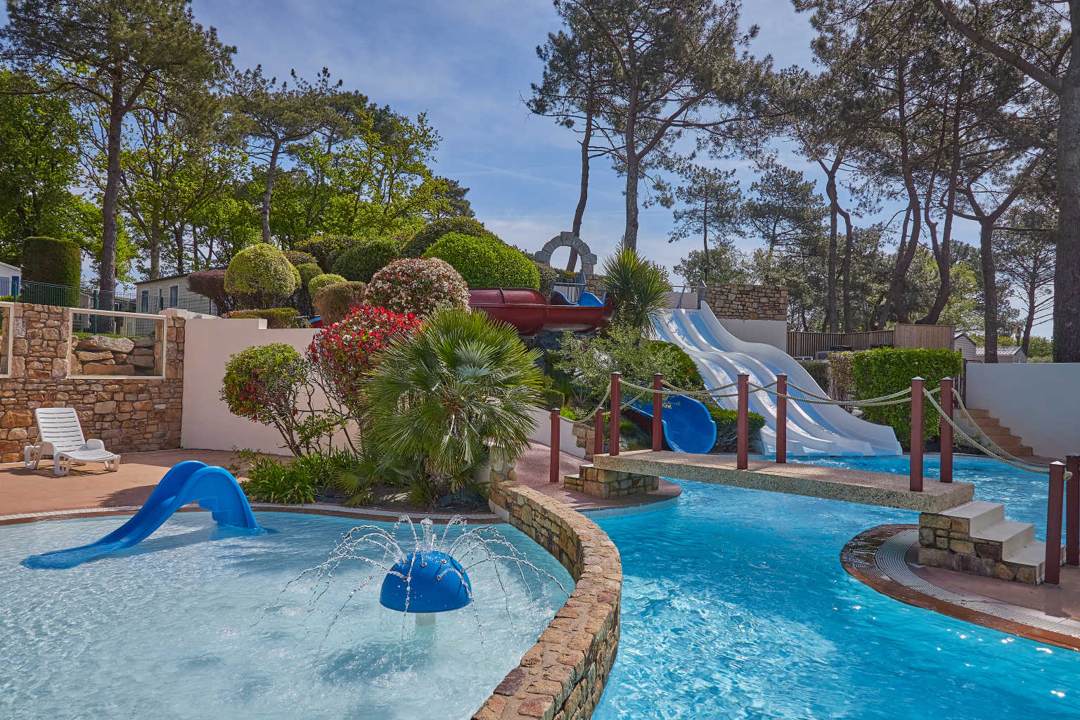 Le Fort Espagnol, pool, waterslides, aerial view