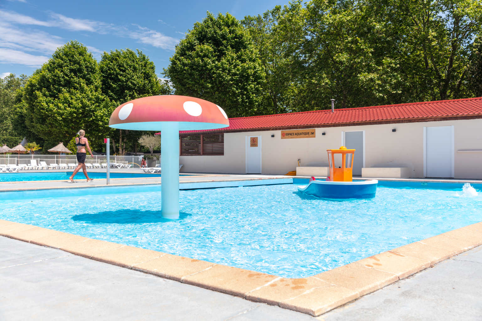 Château de Galaure, Châteauneuf-de-Galaure, Rhone Alps, lagoon beach
