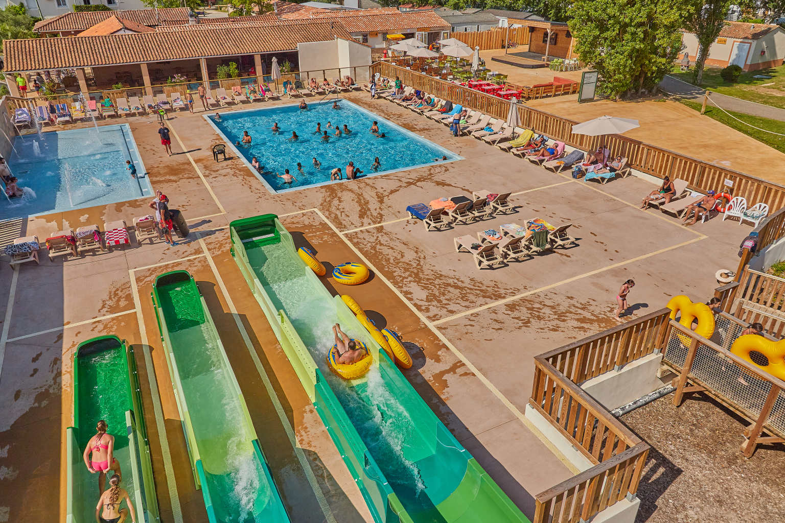 Aunis Club Vendée, waterslides, pool complex, outdoor swimming pools