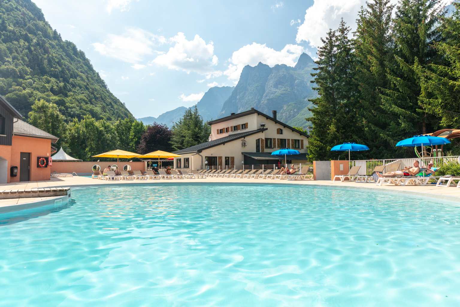 Le Belledonne, Bourg d'Oisans, campsite