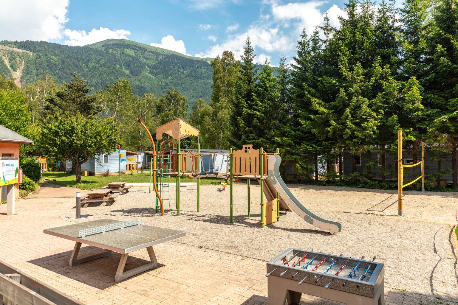 Le Belledonne, Bourg d'Oisans, campsite