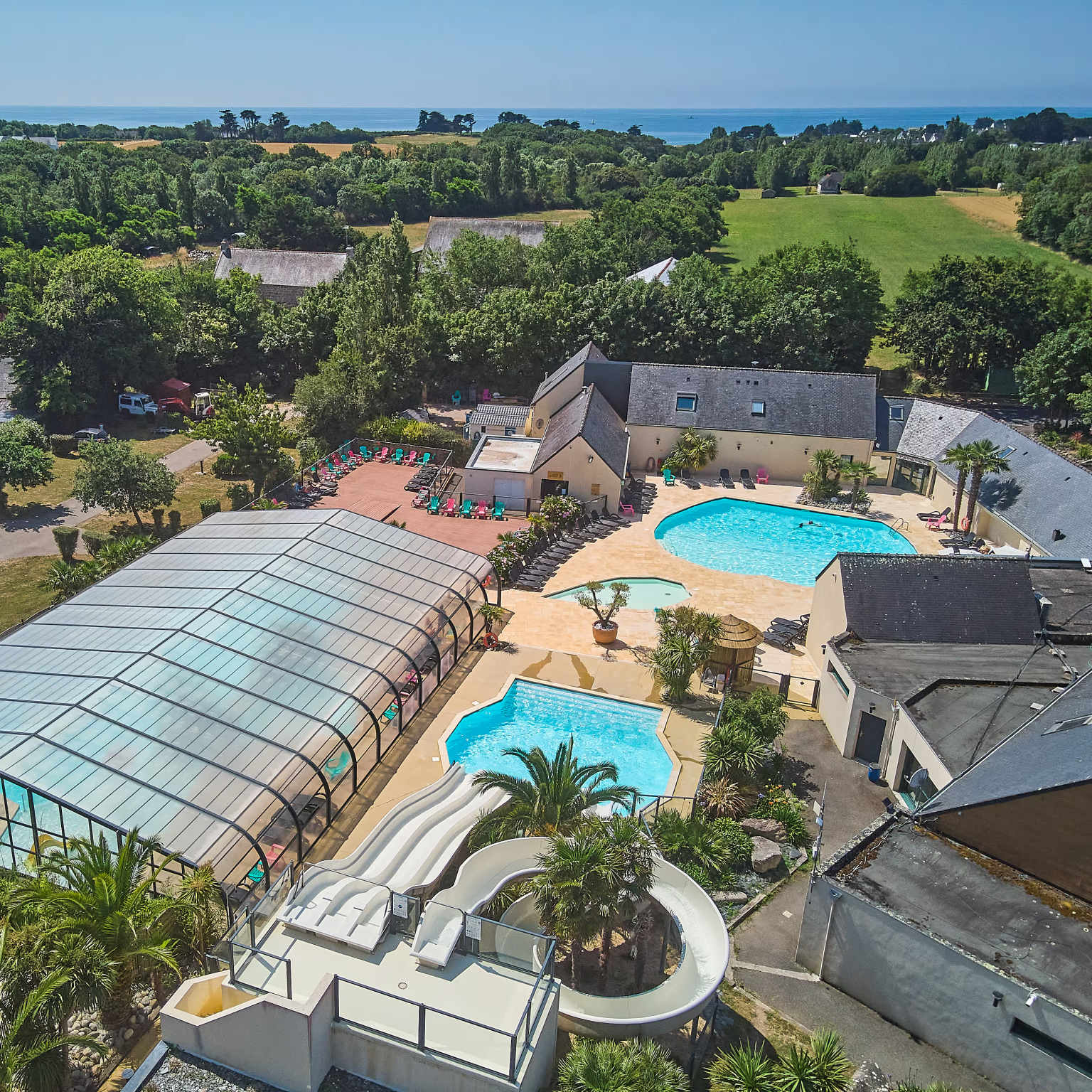 Pool complex at Pommeraie de l'Océan