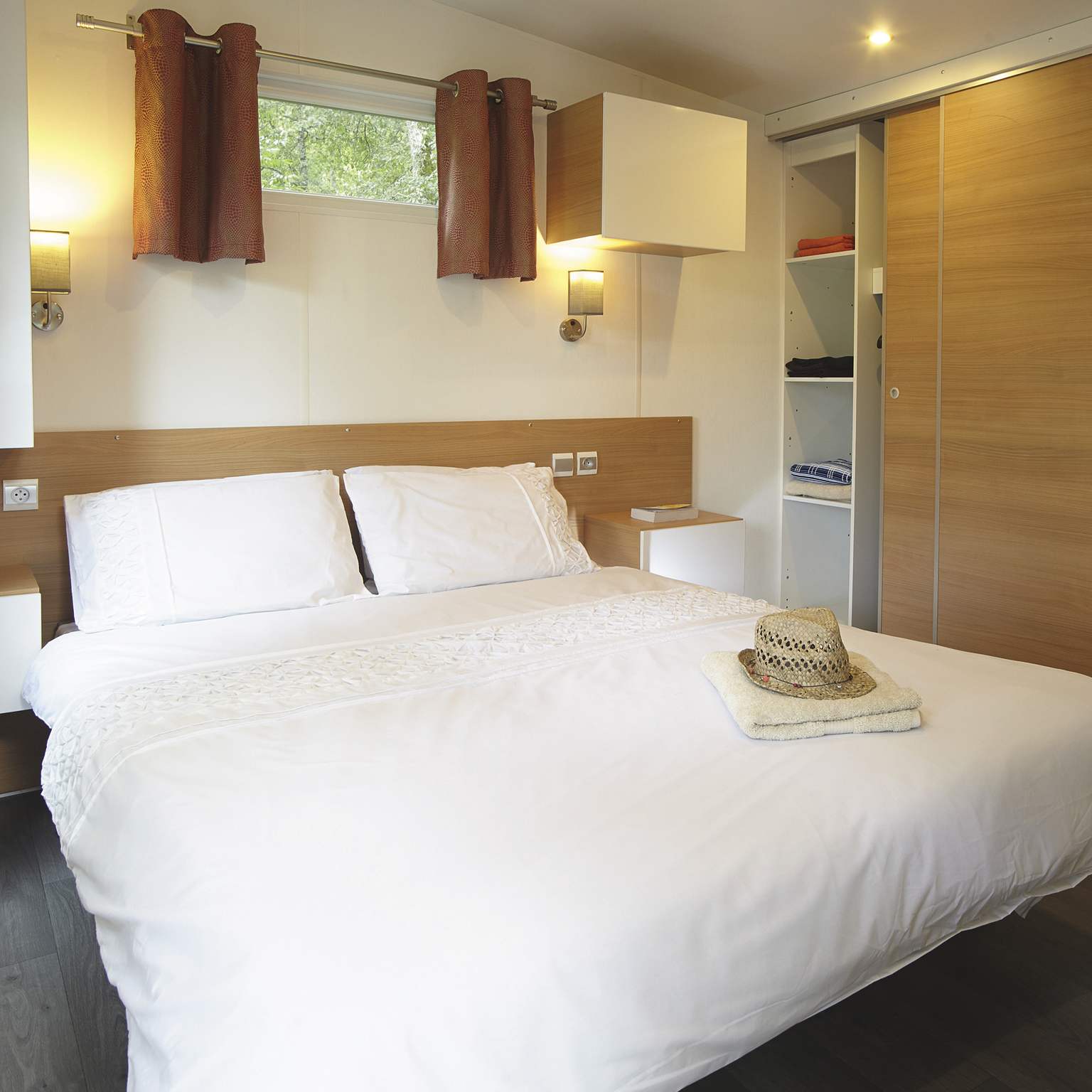 Aspect, Bedroom