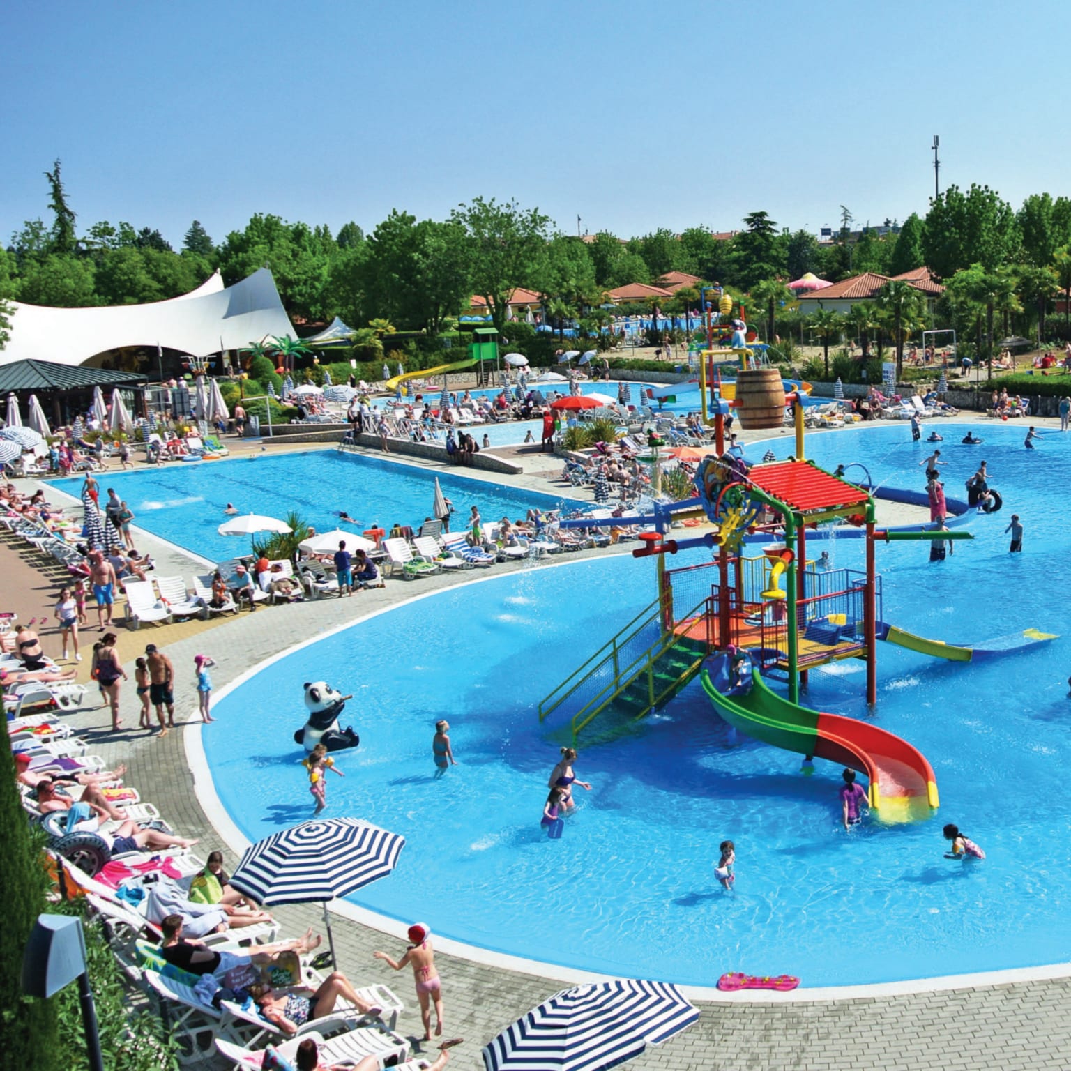 Bella Italia pool, Sprayground, Lake Garda
