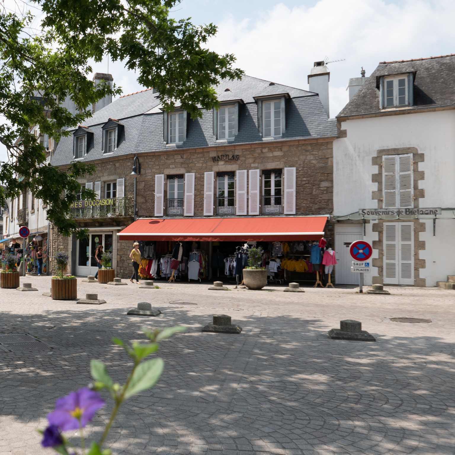 Carnac Town