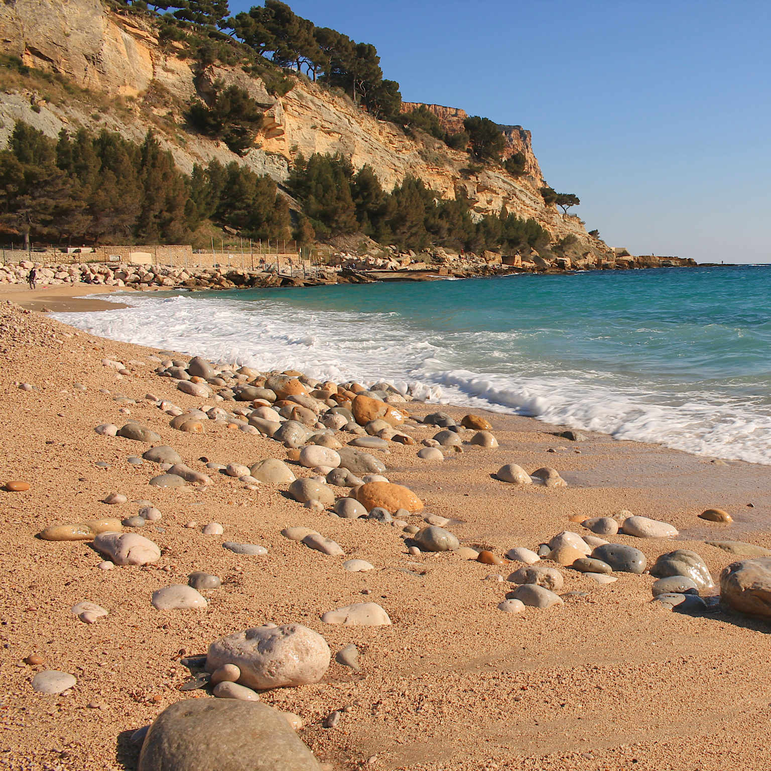 Cassis beach