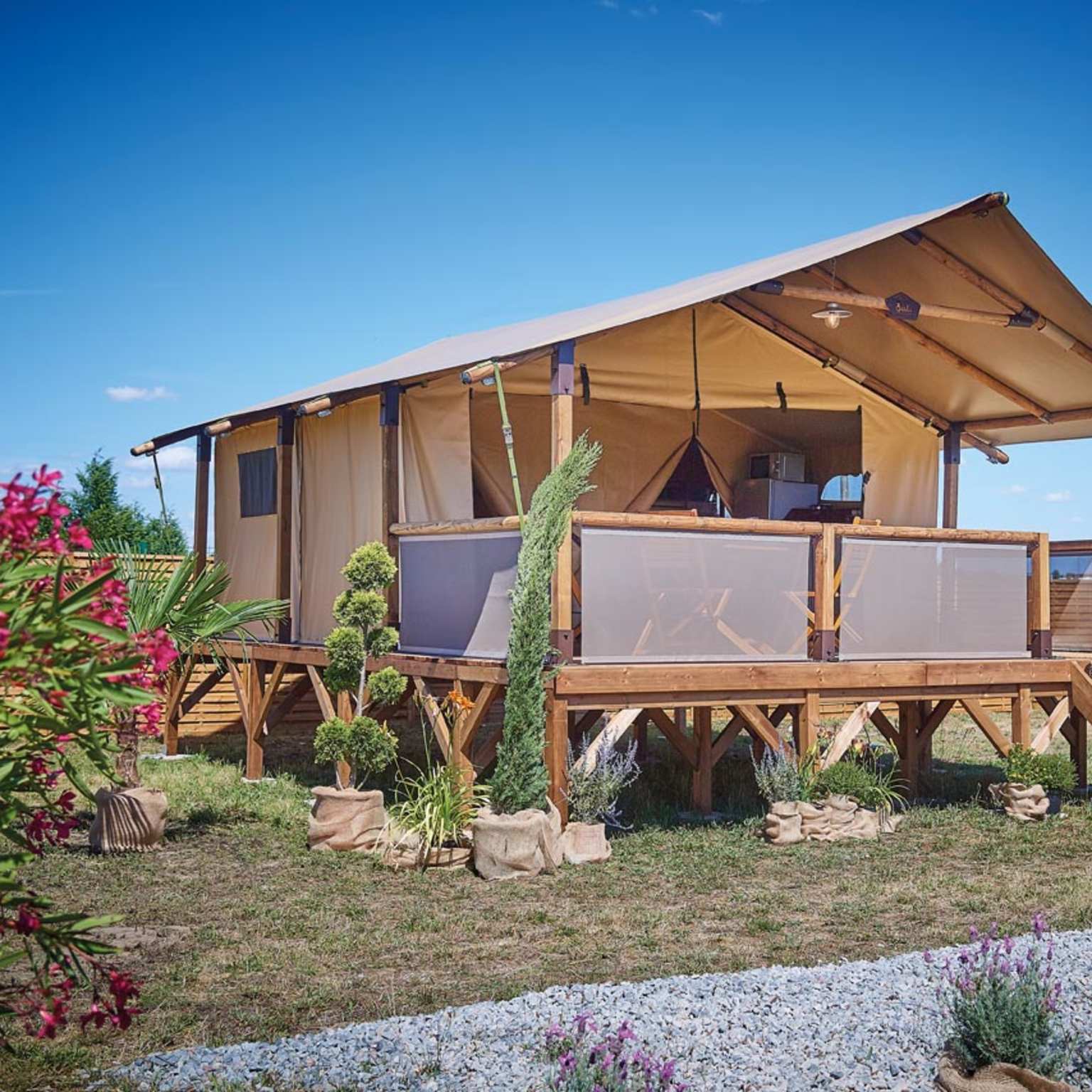 Super Lodge