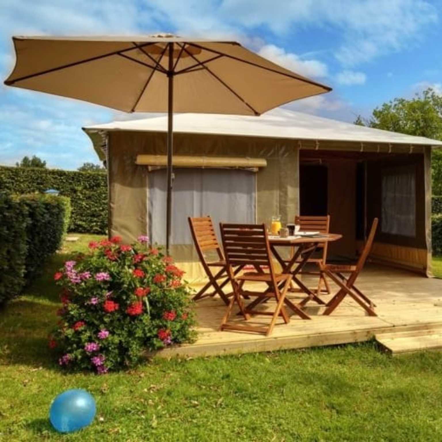 Bungalow Tent