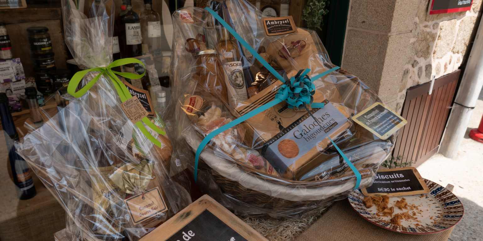 Carnac Shop Food Hamper