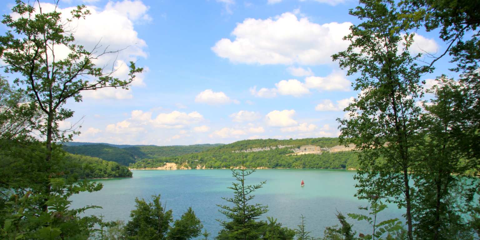 Stunning Clairvaux Lake.