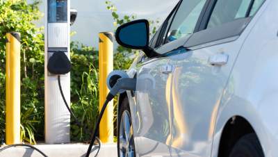 In den Campingurlaub mit dem Elektroauto