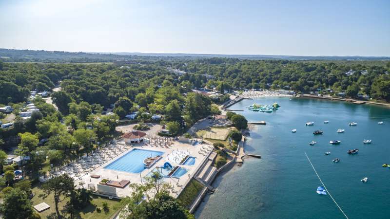 Sea view and pools at Camping Lanterna near Tar in Istria